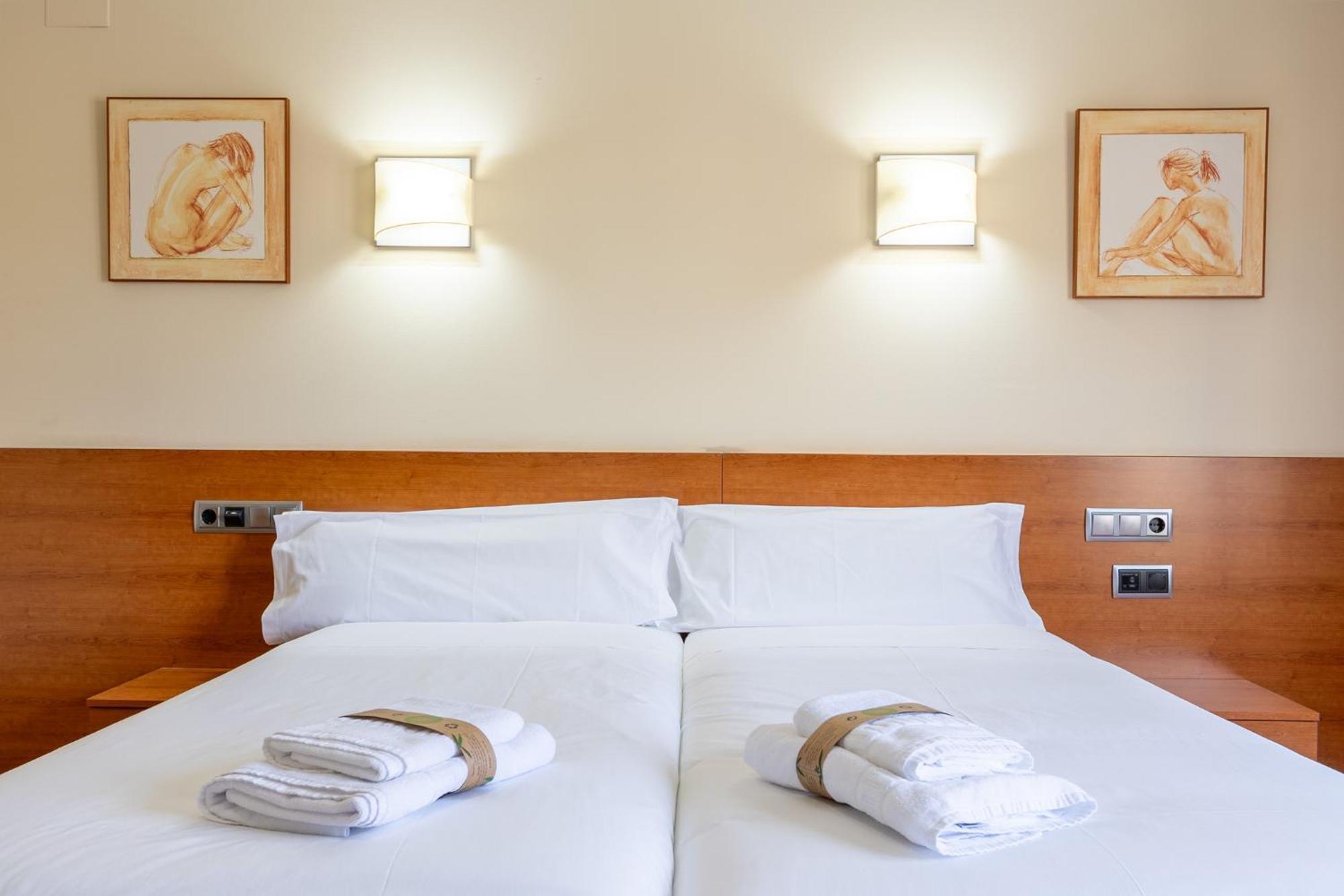 טורו Insidehome Zaravencia Plaza Mayor מראה חיצוני תמונה